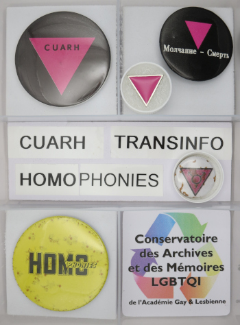 Collection de pins badges CUARH HomoPhonies Trans Infos
