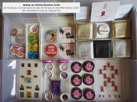 Collection de Pins et Badges de Lutte contre le SIDA